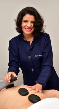 Adna Rodrigues - massagem formada