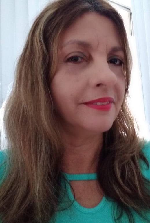 Eliana estética e terapia Massagem
