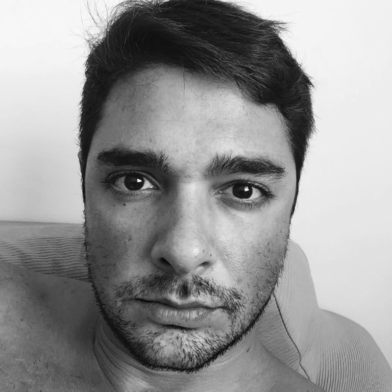 Guilherme BH Gato + para você relaxar e ter seu momento Massagem tântrica