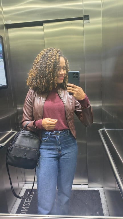 Angela Cristina, Terapeuta tântrica e Sensual