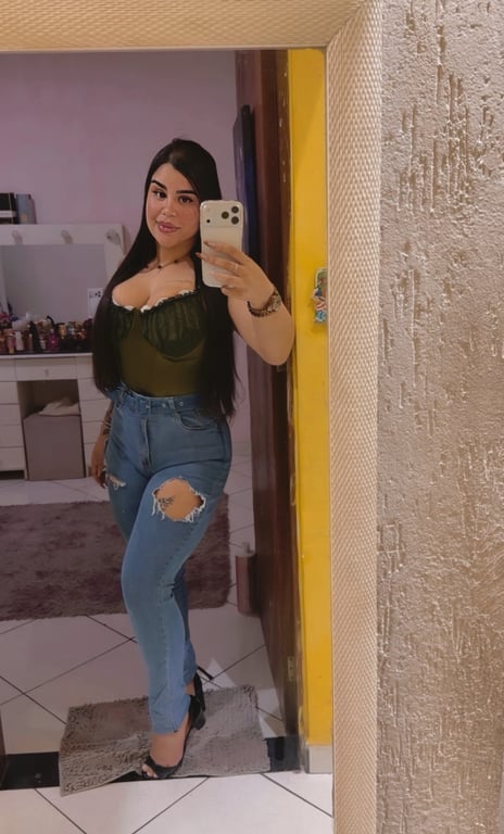 Alice Moura Massagem nuru em