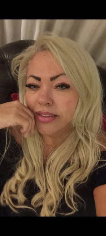 Sarah loira gaucha massoterapeuta maos de fada Massagem sensual em