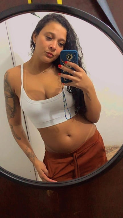 Helena / massagem tantrica
