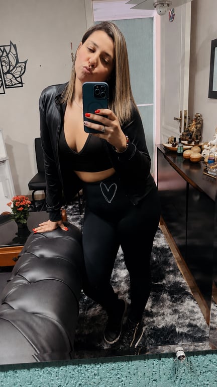 Ellen Moura Massoterapeuta Massagem Tântrica Massagem sensual