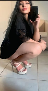 Danielle Psicóloga - Especialista em Terapias Tântrica, Lingam e Nuru