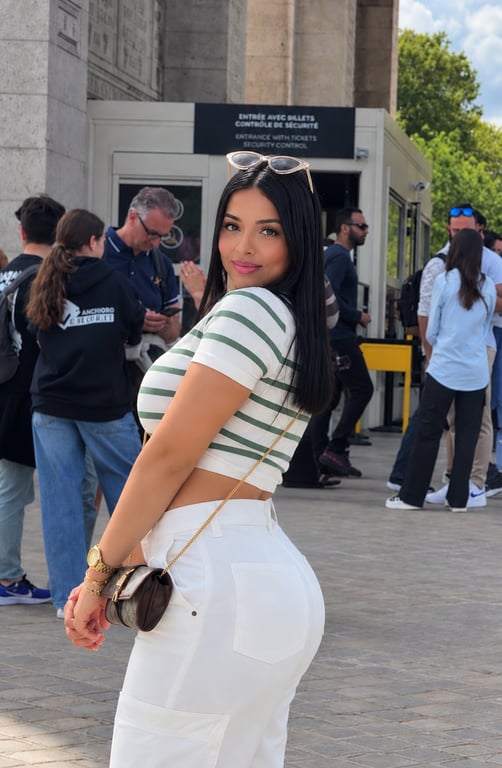 Livia Especialista Nuru / Karoline Spa