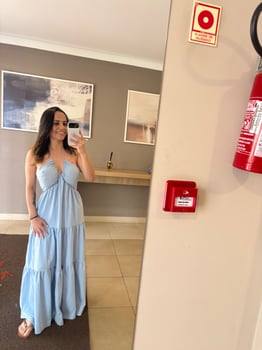 Clara, trazendo a melhor experiência em massagens sensuais.