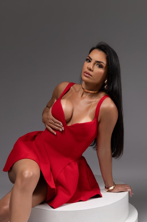 Juliana | Massagens Relaxantes, Sensuais e Experiências Exclusivas