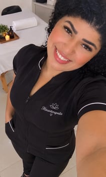 Thayna Massoterapeuta Especialista