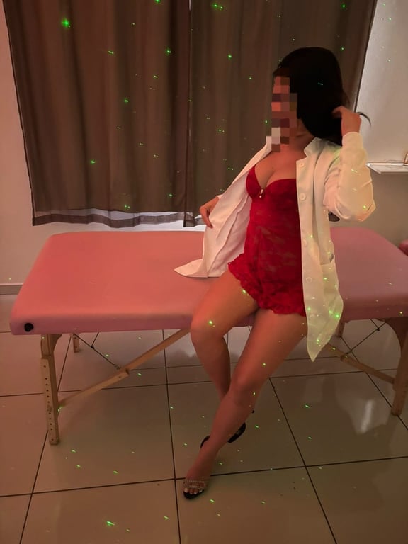 Mel Novidade massagem com dedicação, presença e cuidado Massagem sensual em