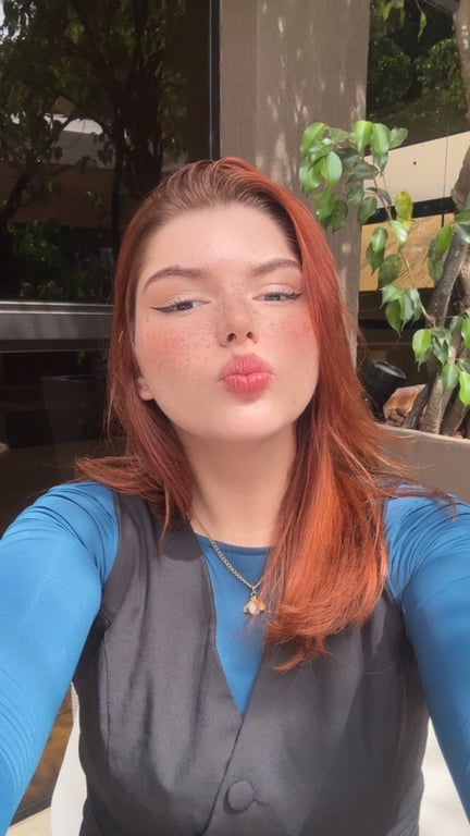 Julia Ruiva | Massagem e Bem Estar Massagem sensual em