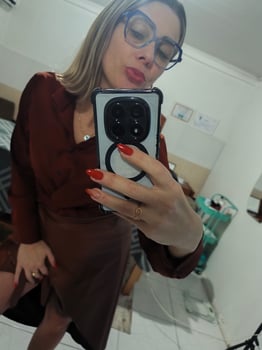Geovana Massoterapeuta e Terapeuta ! CLIQUE E SAIBA