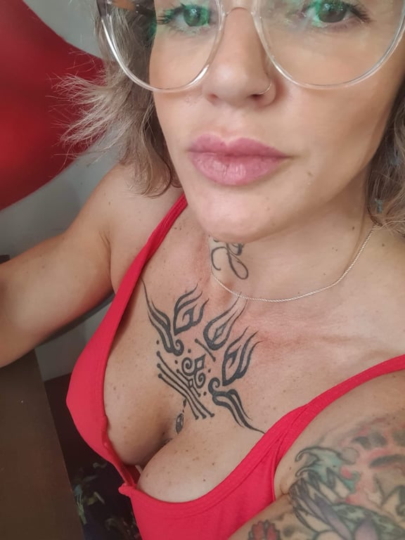 Mi, Massoterapeuta e Terapeuta Energ., cuidados e auto conhecimento Massagem sensual