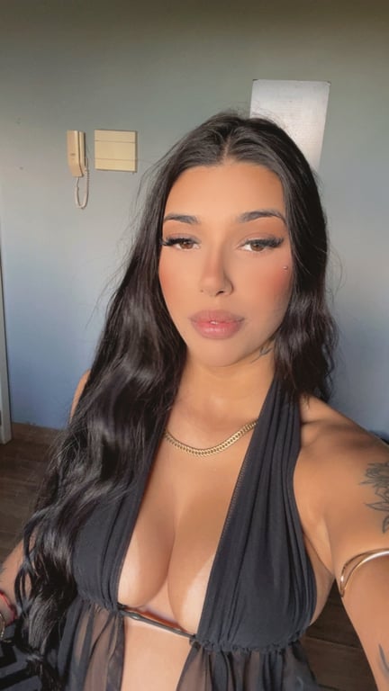 Duda Macedo – Uma experiência de toque, prazer e conexão Massagem sensual em