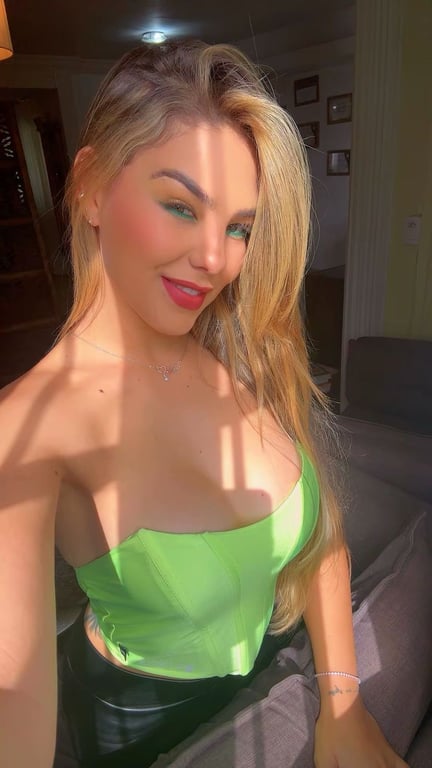 A Energia Tantra GOLD São Paulo expert em Nuru e Vivências Massagem em