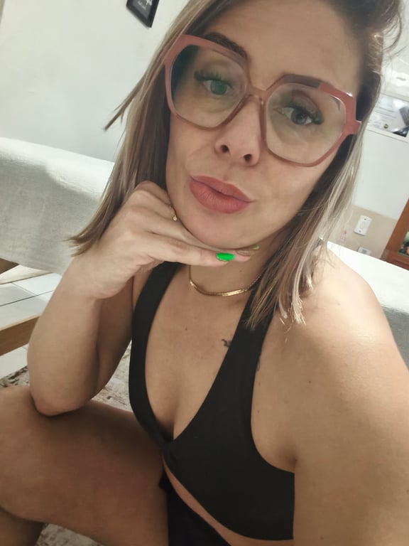 Geovana Massoterapeuta e Terapeuta ! Saiba Mais!