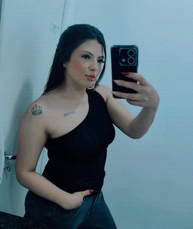 Terapeuta Camila Bonfim|Studio tantra Londrina Massagem em