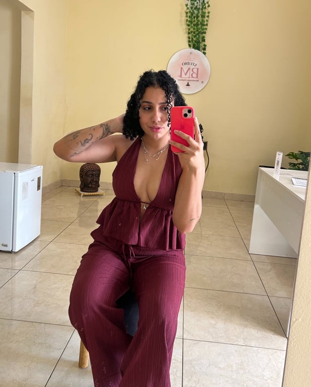 Rebecca Massoterapeuta há 9 anos.