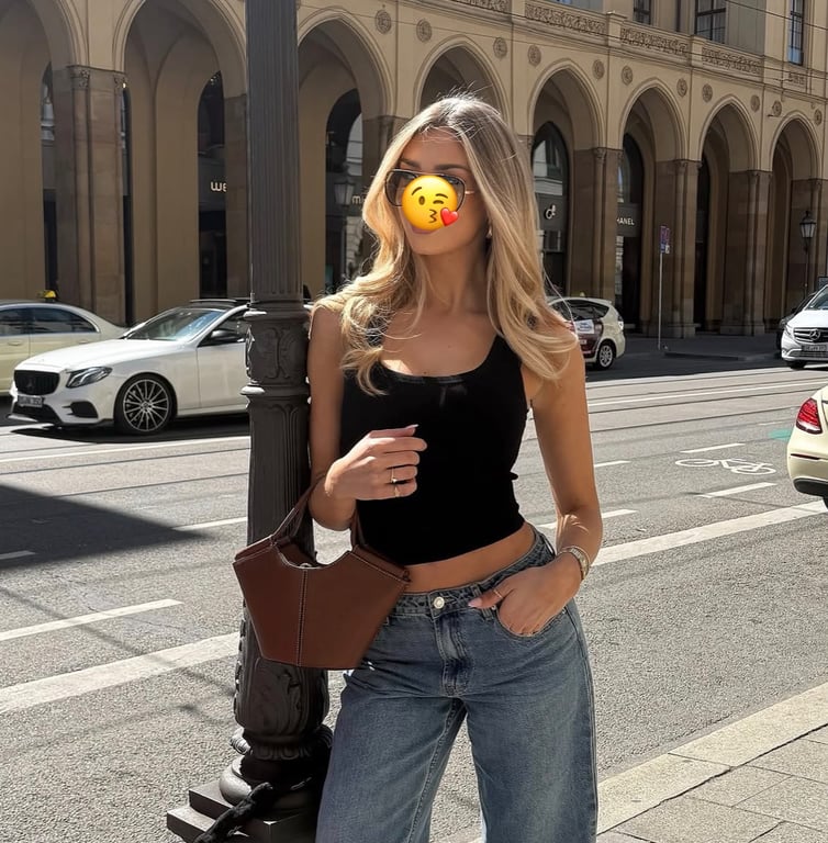 Julia : Cuidado e atenção em cada detalhe Massagem nuru
