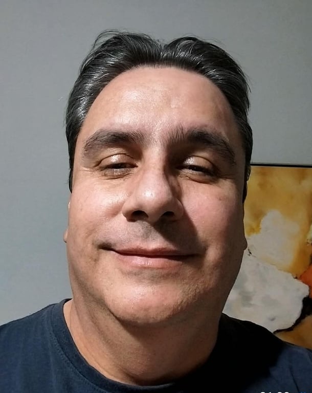 Leandro massagem tântricas especiais e atendimento para seu êxtase tot