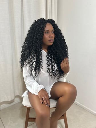 Massagista sensual em Porto Alegre - RS - Helen terapeuta especialista em massagem sensual e erótica