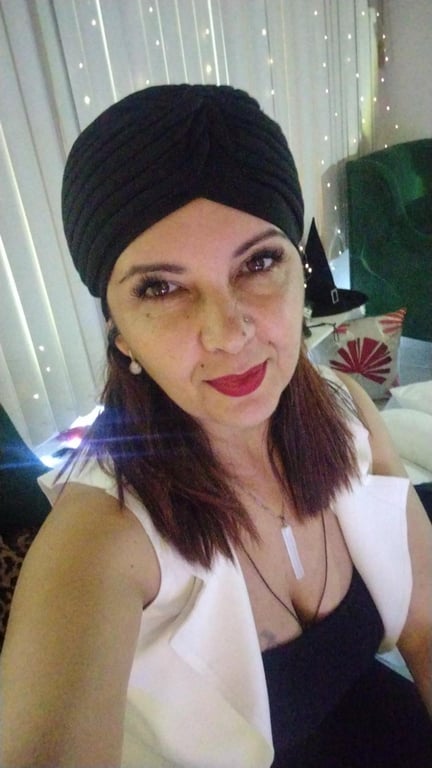 Karina Luiz Massoterapeuta Holísticas Promovendo o Relaxamento