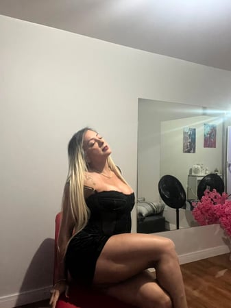 Massagista sensual em Curitiba - PR - Ana Paula massoterapeuta