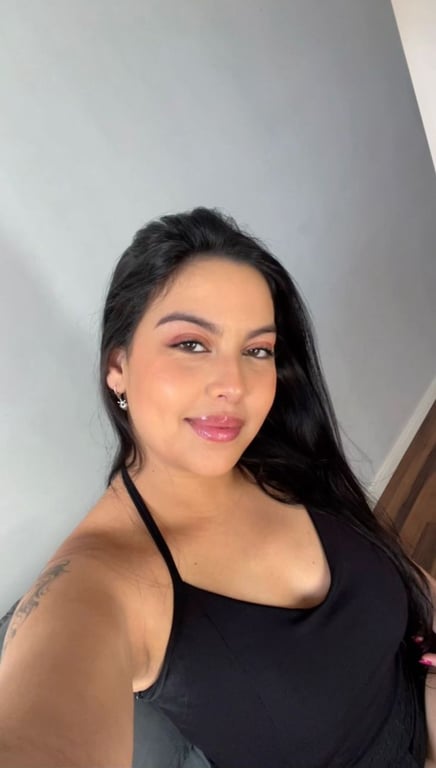 Tiffany Dias | Experiência exclusiva em bem estar |Studio Tantra