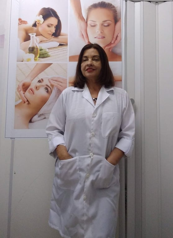 Eliana estética e terapia Massagem