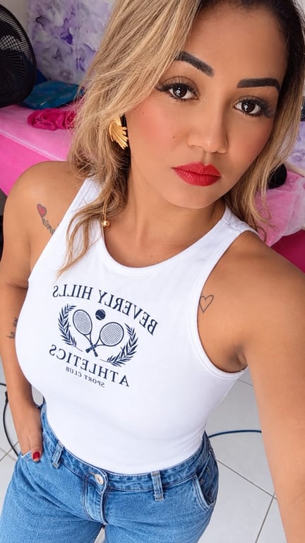 Massoterapeuta sensual trabalho com massagem picante Massagem
