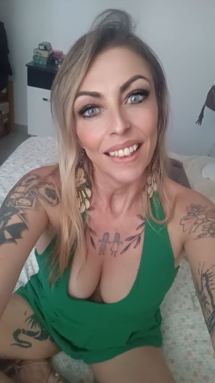 Amanda Schimidt massoterapeuta tbm depilação Massagem