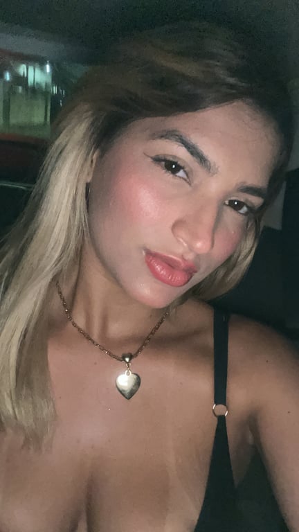 Ayla sofia Massagista em