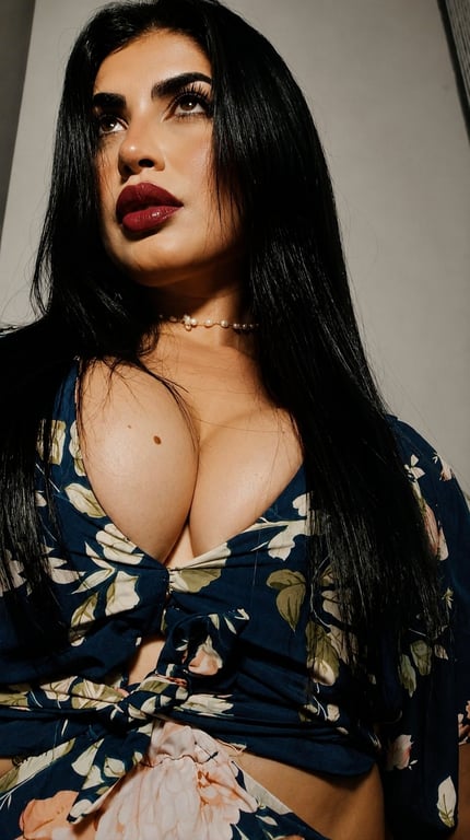 Gabriela Padilha | Tantra & Magnetismo Massagem sensual em