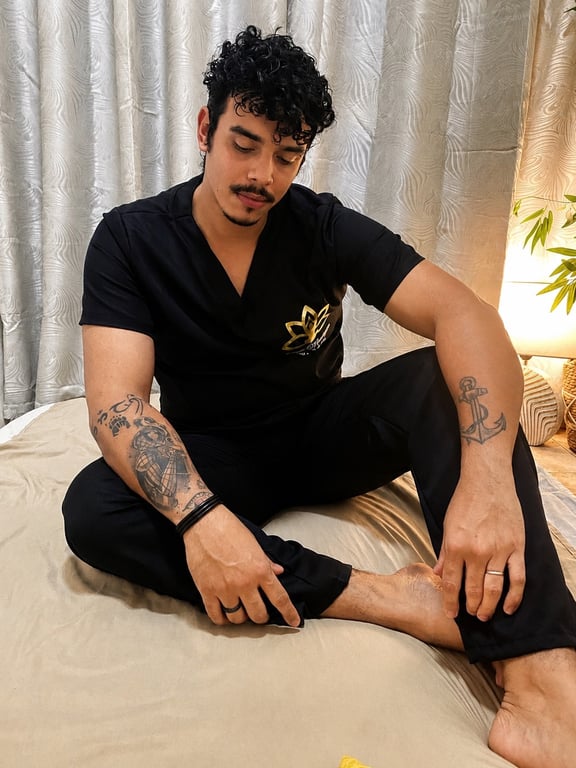MATHEUS HENRIQUE Massagista tantrico Massagista em