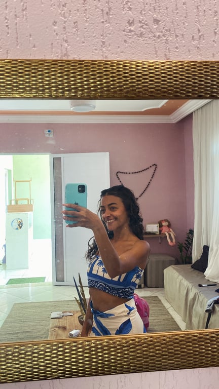Letícia Santos relaxantes, terapêuticas, sensoriais e tântricas Massagem tântrica em