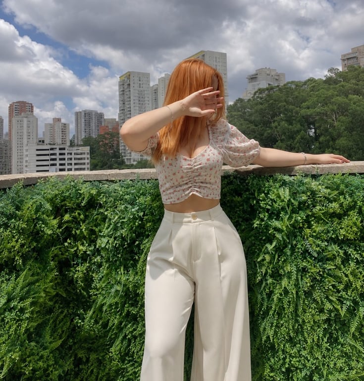 Júlia| Massagista apaixonada por proporcionar momentos de relaxamento