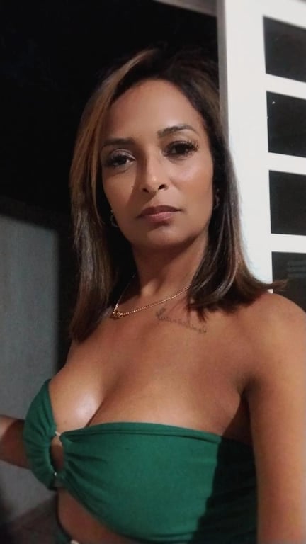 Seu momento de relaxar começa por aqui! Ambiente tranquilo fotos reais Massagem