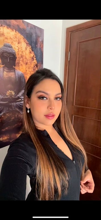 Tiffany Dias | Experiência exclusiva em bem estar |Studio Tantra