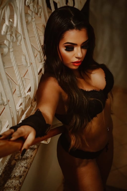 Naah Silva Relaxamento profundo! Massagem sensual