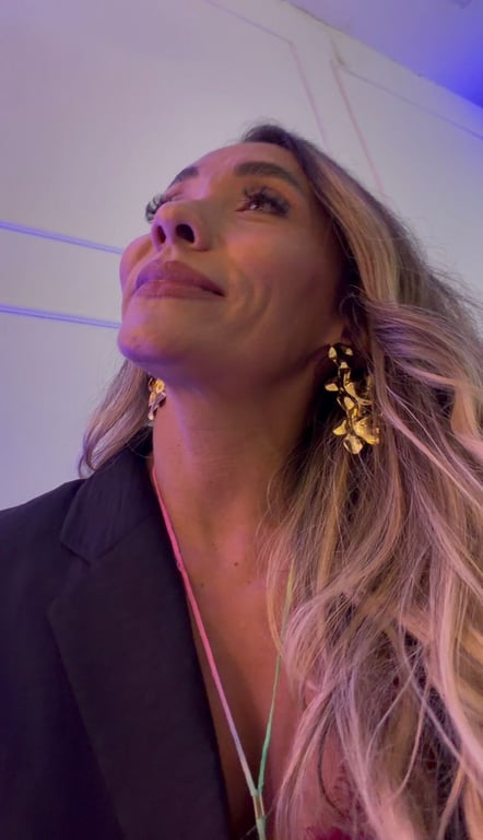 Ellen massagista especializada em técnicas tântricas e sensuais