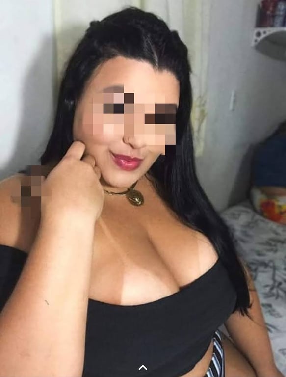 Massoterapeuta Reserve um tempo para uma Massagem Relaxante
