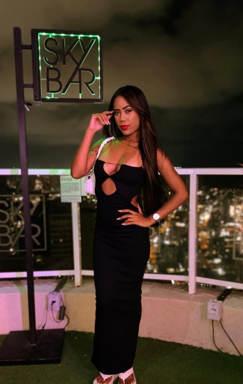 Taina Lima Massagista Massagem Relaxante Massagem em