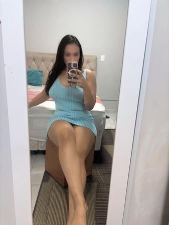 Lara - curvas deliciosa 