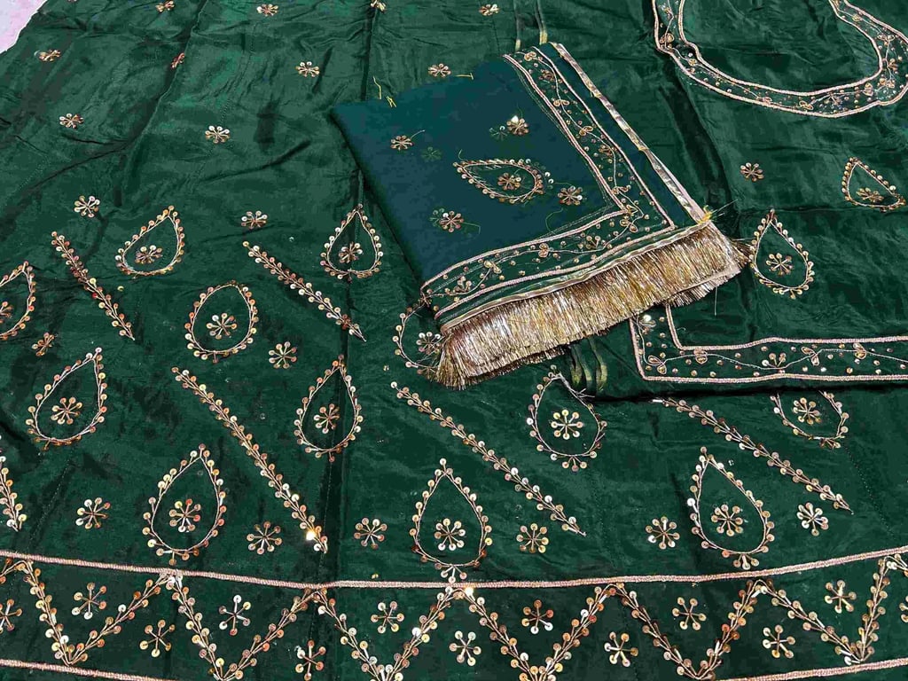 Heavy Upada Crape With Pure Thakur Ji Odhni (GREEN) AK