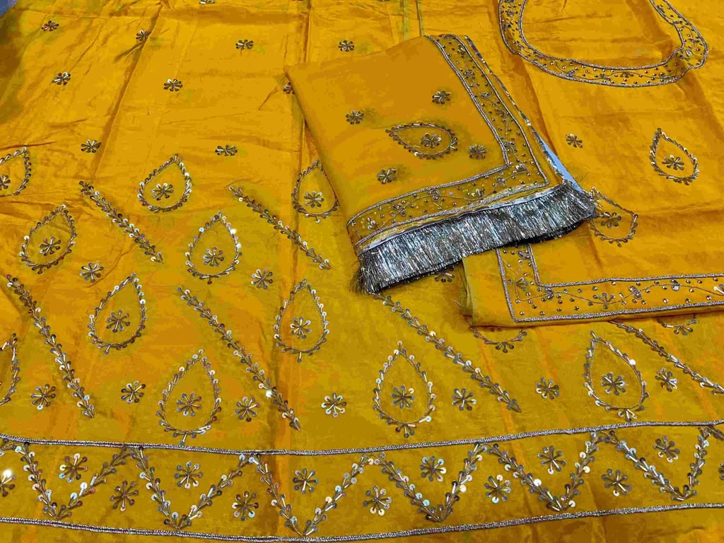 Heavy Upada Crape With Pure Thakur Ji Odhni (YELLOW) AK