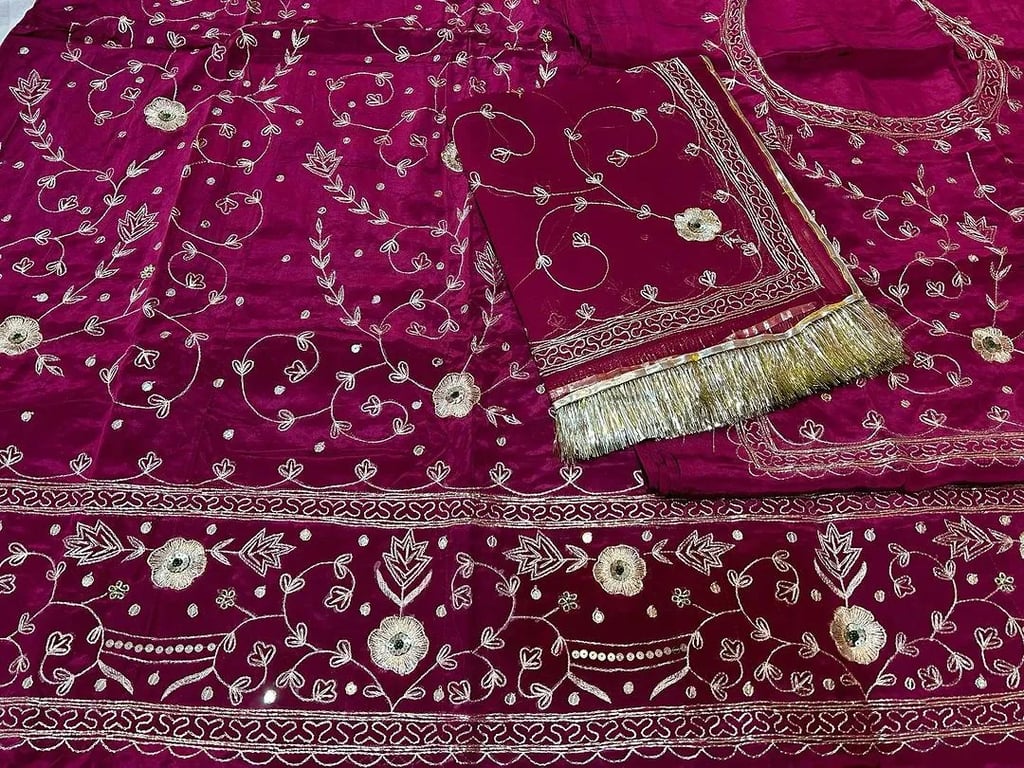 Netural Silk With Pure Thakur Ji Odhni Poshak AK
