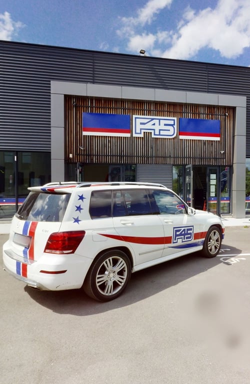 F45 (établissement fermé)