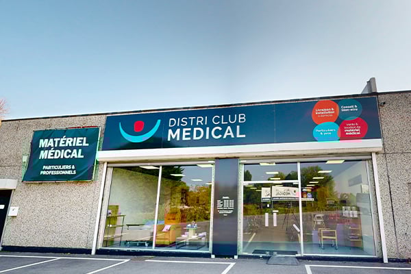 Découvrez Distri Club Medical à Roncq, magasin spécialisé en matériel médical proposant solutions de maintien à domicile, équipements pour professionnels de santé et services de location.