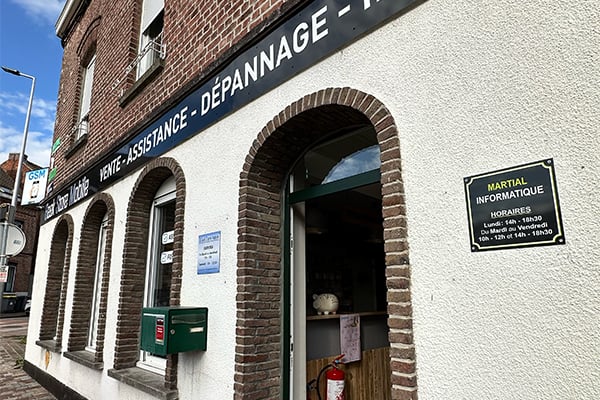 Découvrez Martial Informatique à Bousbecque, boutique spécialisée dans la vente, la réparation et le dépannage d’ordinateurs, périphériques et matériels informatiques.