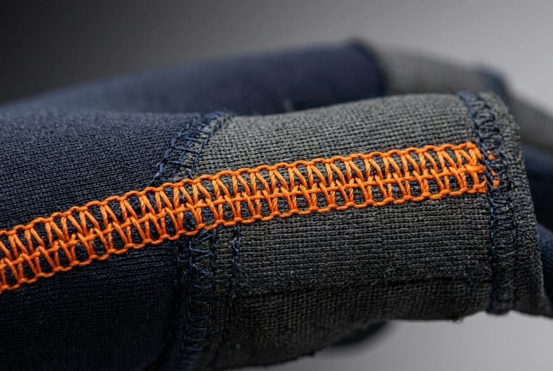 Flatlock seam stitching for fishing gloves comfort